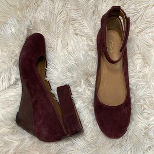Crimson Comfort Wedges